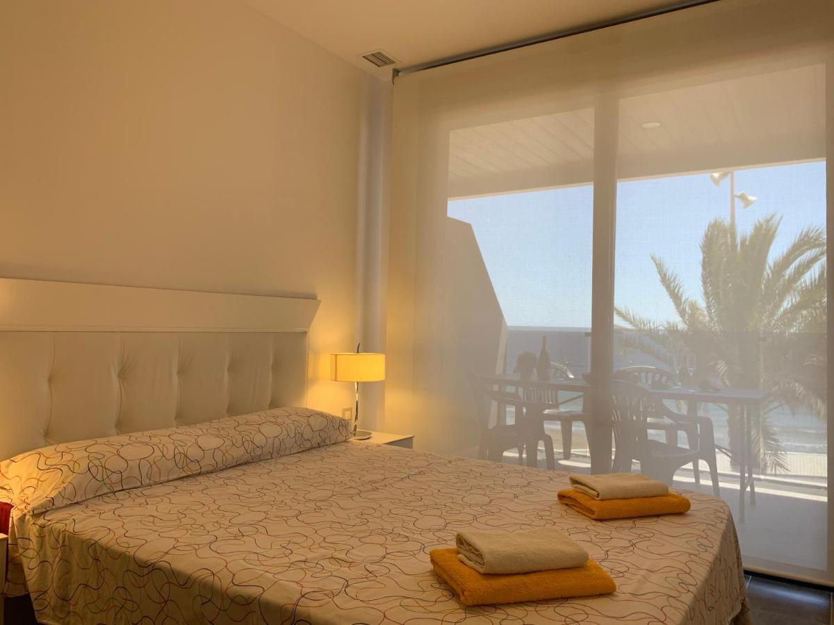 Apartamento De Lujo En Primera Linea De Playa Benidorm Exterior photo