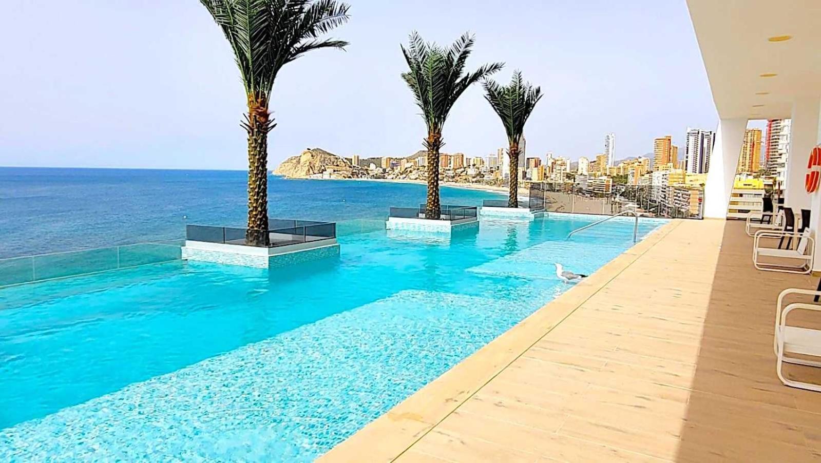 Apartamento De Lujo En Primera Linea De Playa Benidorm Exterior photo